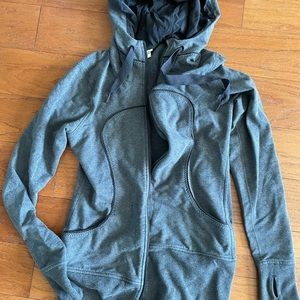 Lululemon fitted scuba hoodie, heather grey, size 10